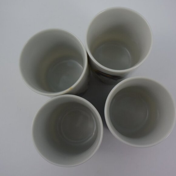 4 Japanese Geisha Design Sake/Tea Cups PLS READ - Picture 5 of 11